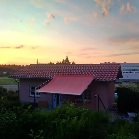 Kleines Gartenhaus am Mahler Großschirma Exterior foto